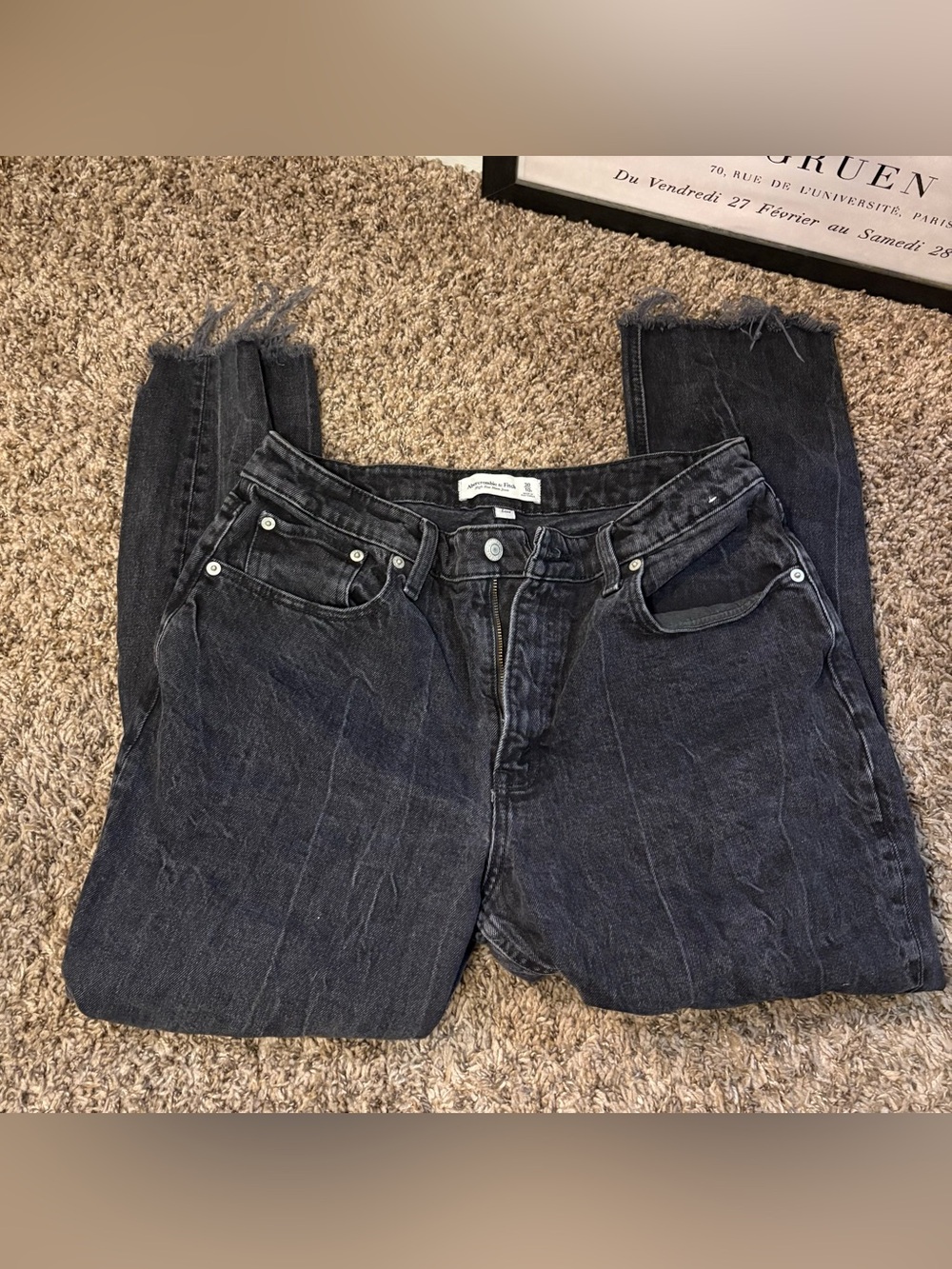 Abercrombie & Fitch Black High-Rise Mom Jeans 30/10
